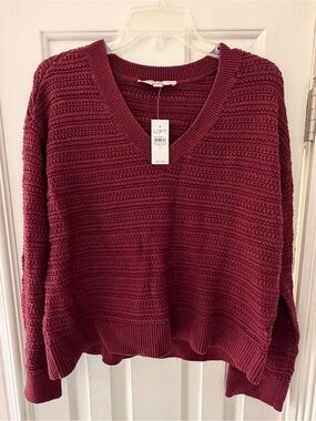 LOFT Women's V-Neck Textured Sweater - Burgundy M New